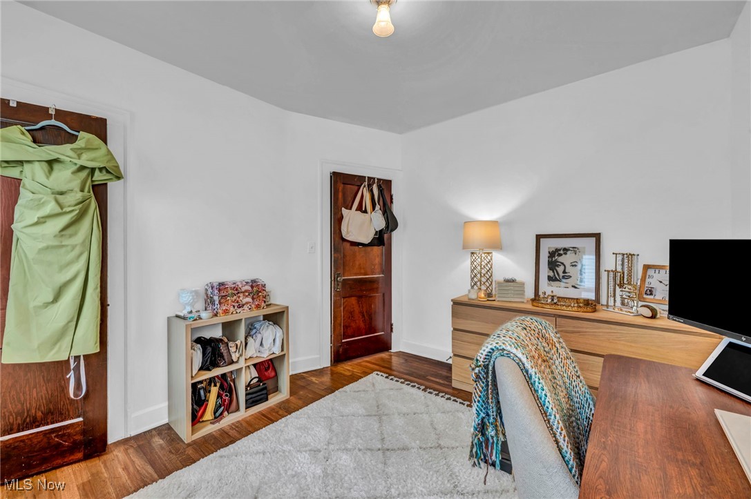 Lakewood, Ohio 44107, United States, 5 Bedrooms Bedrooms, ,3 BathroomsBathrooms,Residential,Active,195885