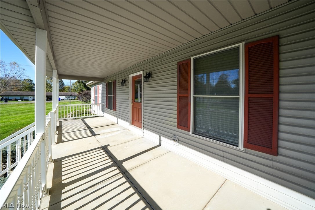 2573 Sandy Lake Road