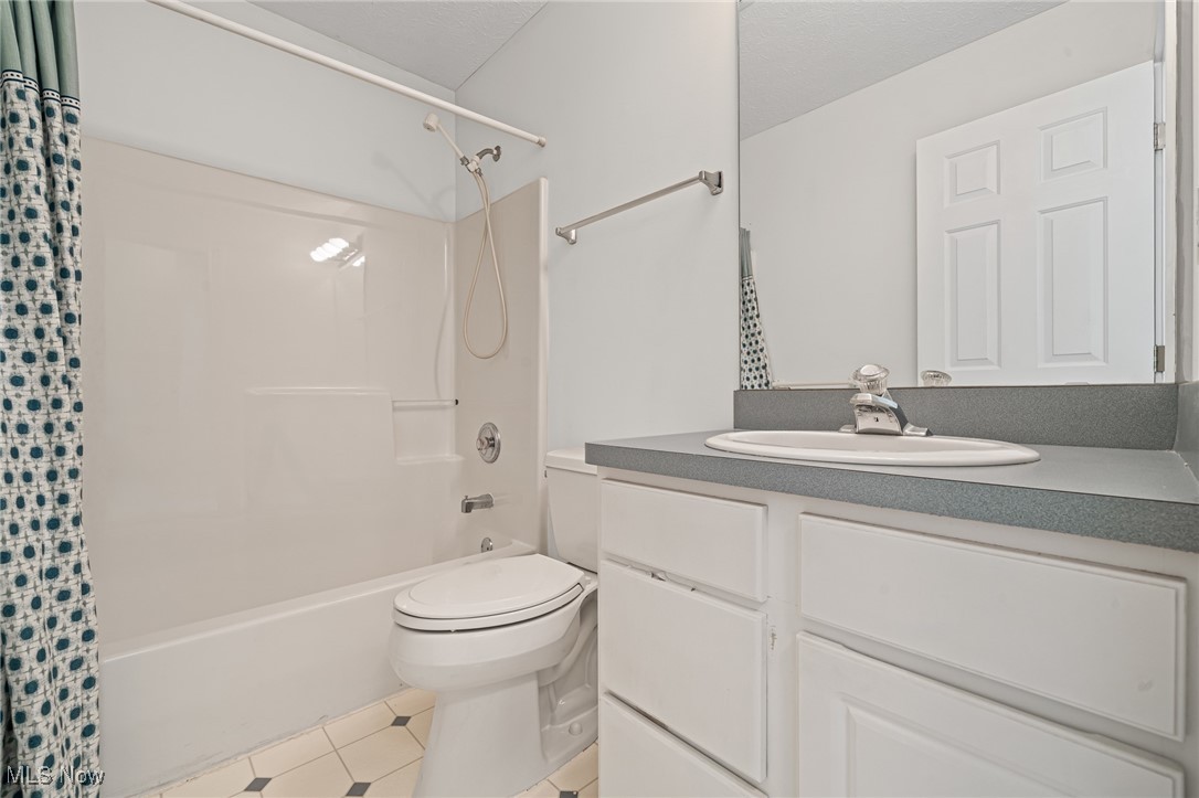 Villas/Macintosh Farms Grp H - Residential