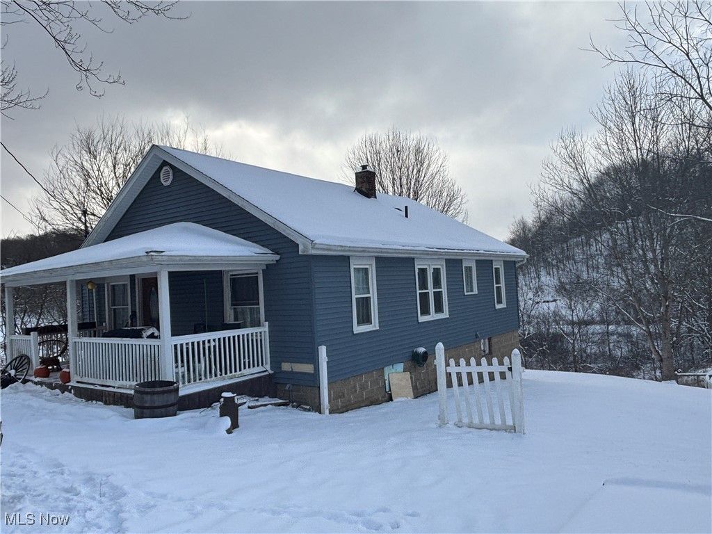 Photo of 4301 Steubenville Road SE, Amsterdam, OH 43903 (MLS # 5177170)