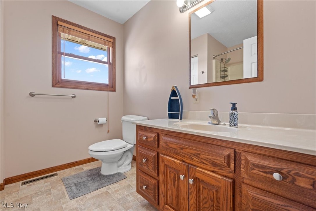 1313 C Blennerhassett Avenue, Belpre, Ohio image 32