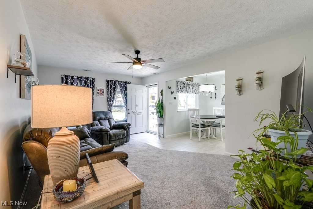 Parma Heights, Ohio 44130, United States, 3 Bedrooms Bedrooms, ,1 BathroomBathrooms,Residential,Pending,104815