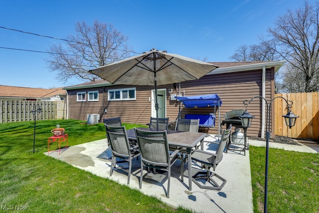 Parma Heights, Ohio 44130, United States, 3 Bedrooms Bedrooms, ,1 BathroomBathrooms,Residential,Pending,104815