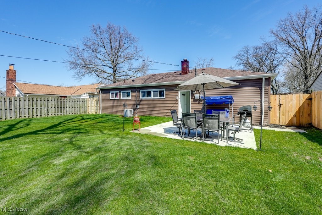 Parma Heights, Ohio 44130, United States, 3 Bedrooms Bedrooms, ,1 BathroomBathrooms,Residential,Pending,104815