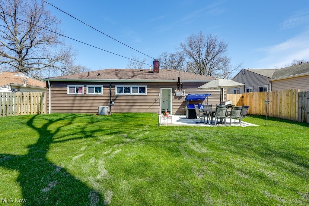 Parma Heights, Ohio 44130, United States, 3 Bedrooms Bedrooms, ,1 BathroomBathrooms,Residential,Pending,104815