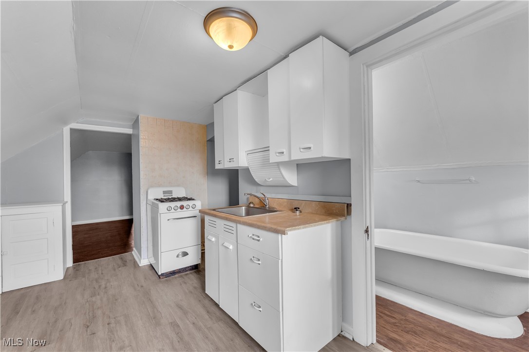 Parkhill Land & Allotment Co - Residential Lease