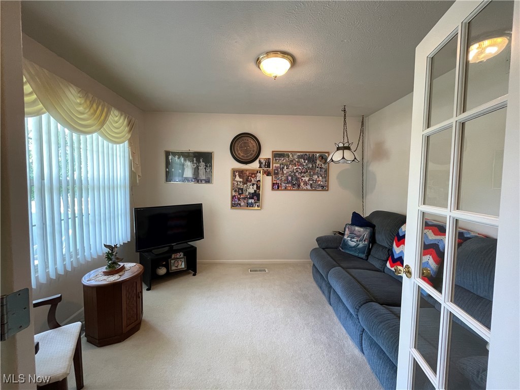 2847 Aaron Drive