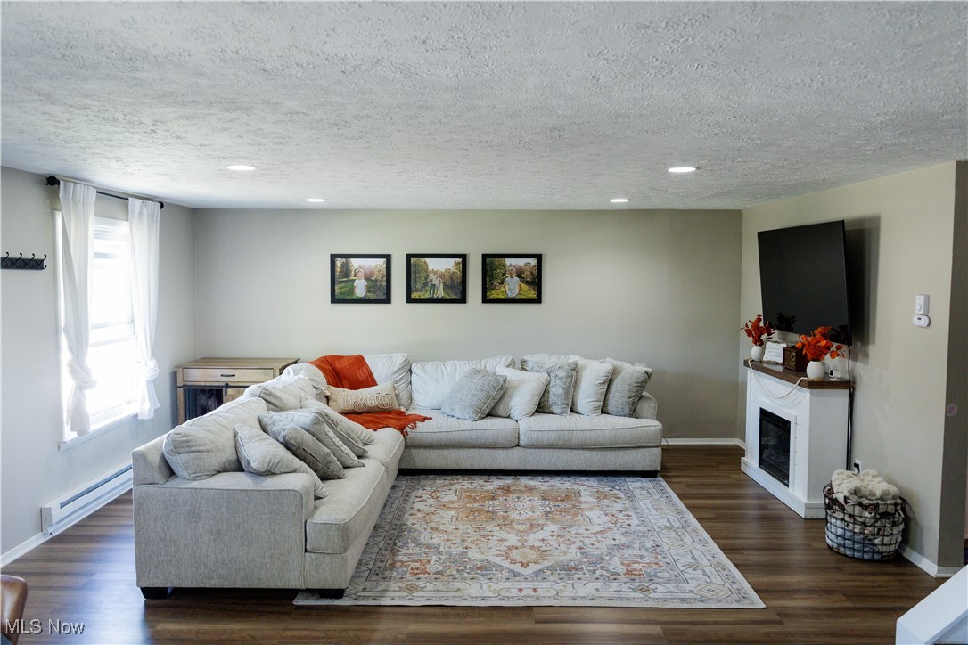Center Rdg Heights - Residential
