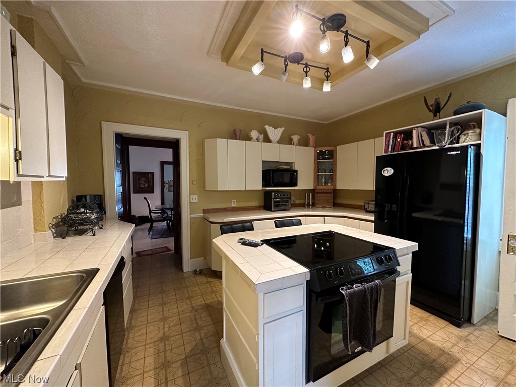 Edgewater Land Co - Residential Income