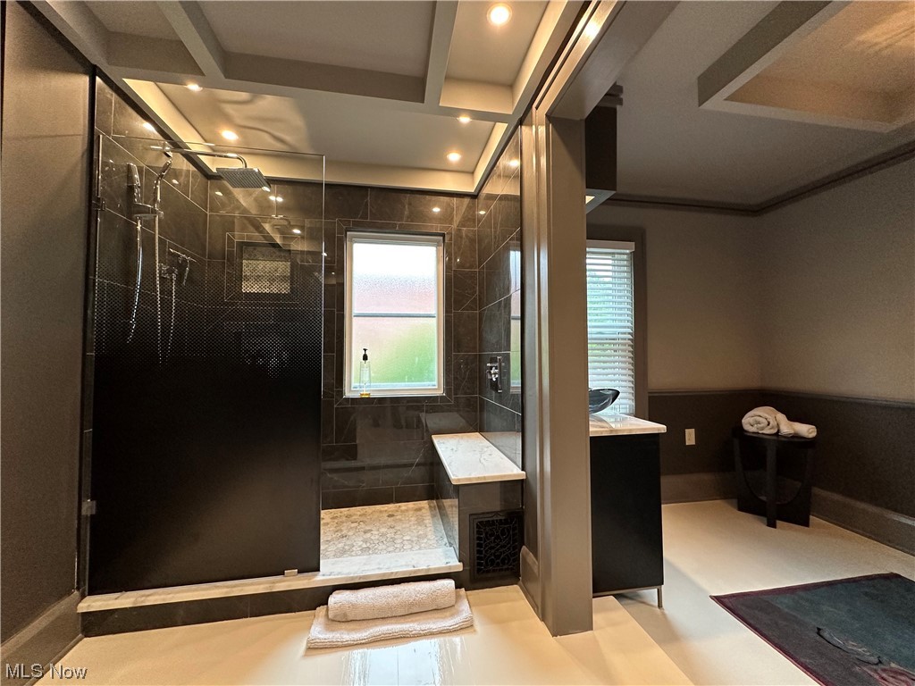 Edgewater Land Co - Residential Income