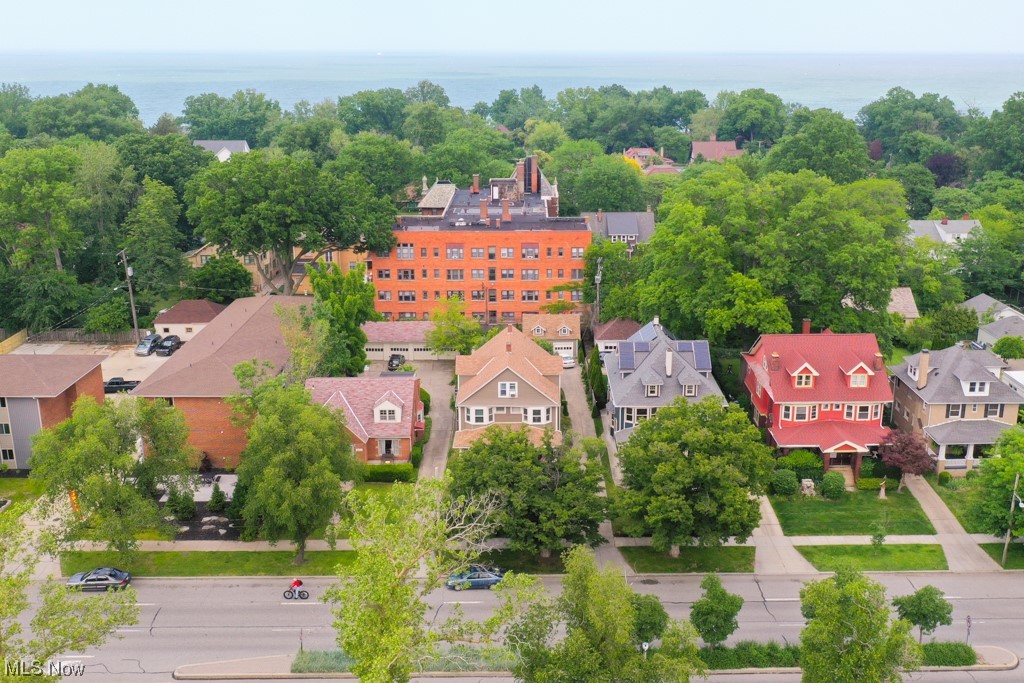 Edgewater Land Co - Residential Income