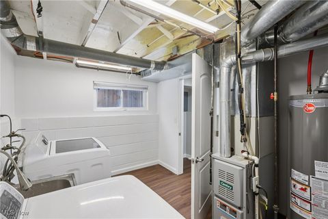 Tiny photo for 213 Paxton Road, Eastlake, OH 44095 (MLS # 5179834)