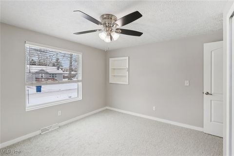 Tiny photo for 213 Paxton Road, Eastlake, OH 44095 (MLS # 5179834)