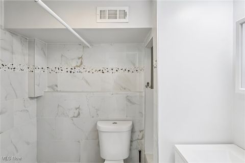 Tiny photo for 213 Paxton Road, Eastlake, OH 44095 (MLS # 5179834)