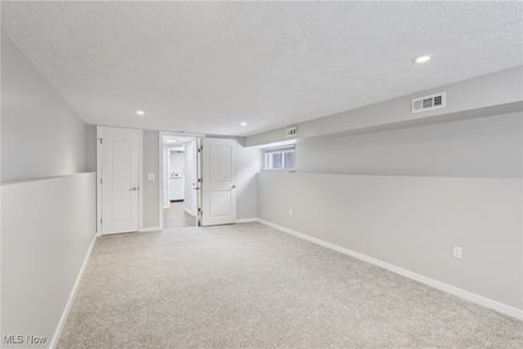 Tiny photo for 213 Paxton Road, Eastlake, OH 44095 (MLS # 5179834)