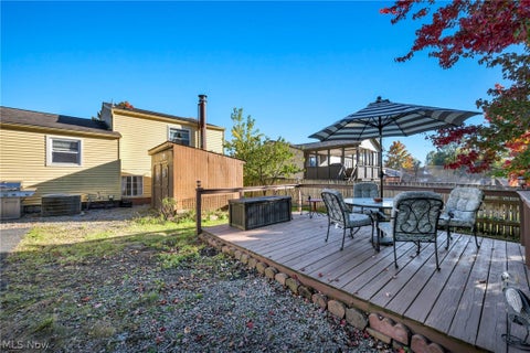 Tiny photo for 702 Oberlin Place, Austintown, OH 44515 (MLS # 5254708)