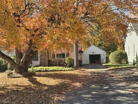Tiny photo for 328 S Bon Air Avenue, Youngstown, OH 44509 (MLS # 5257579)