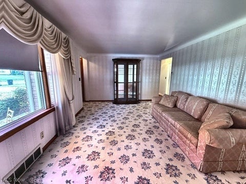 Tiny photo for 328 S Bon Air Avenue, Youngstown, OH 44509 (MLS # 5257579)