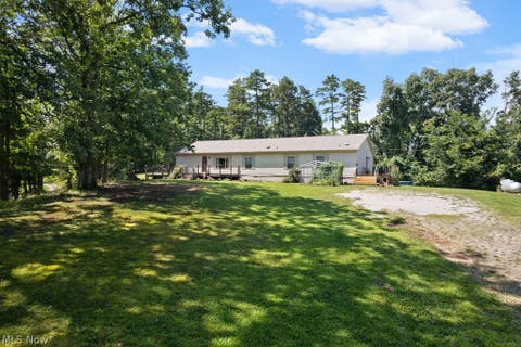 Homes For Sale - 1519 Bloody Hollow Road<br/> Wirt County, Elizabeth, WV 26143