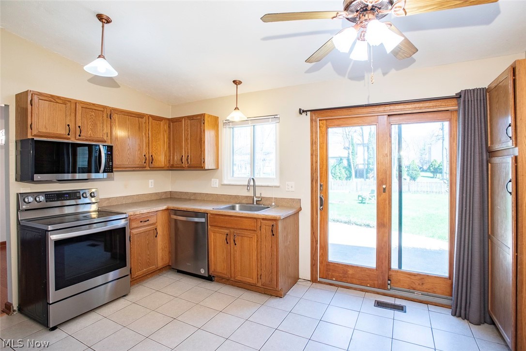 Drake Estates 04 - Residential