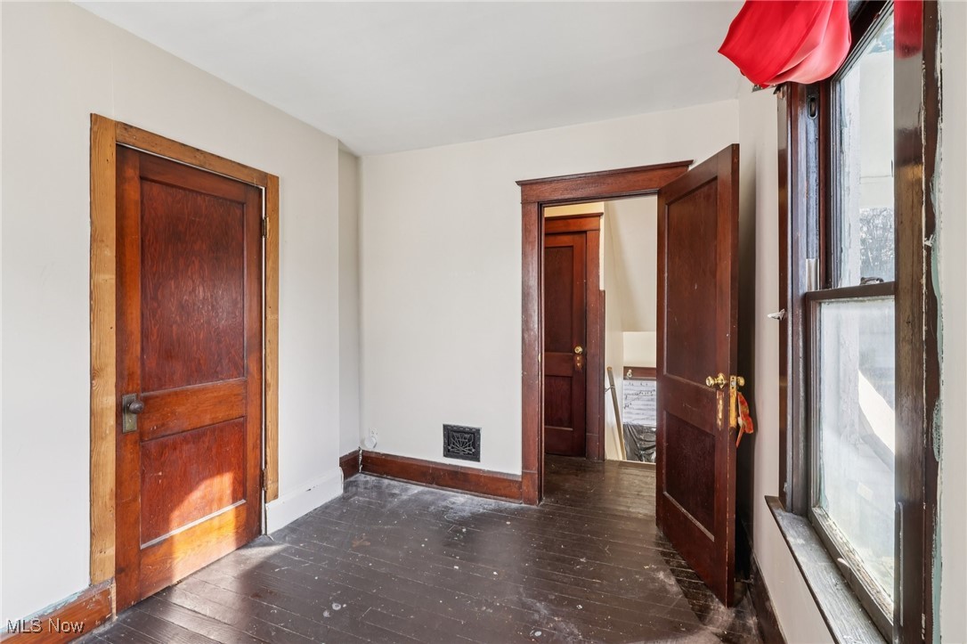 City/Youngstown - Residential