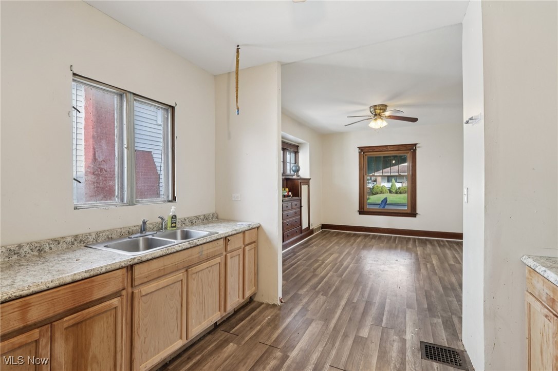 City/Youngstown - Residential