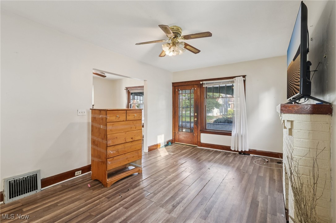 City/Youngstown - Residential