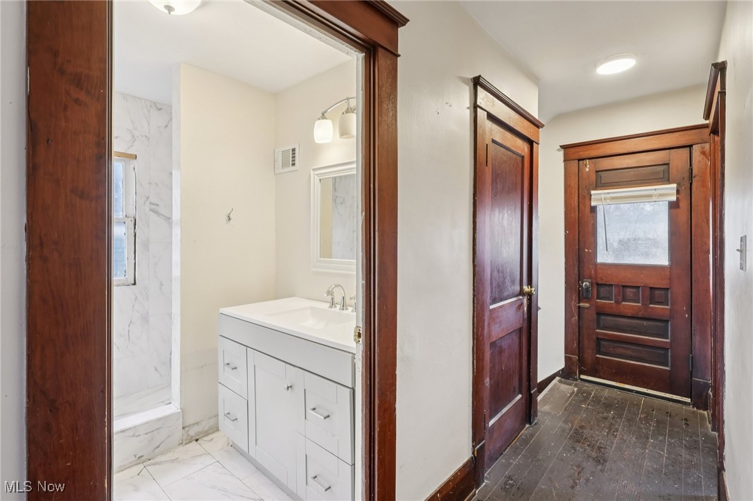 City/Youngstown - Residential