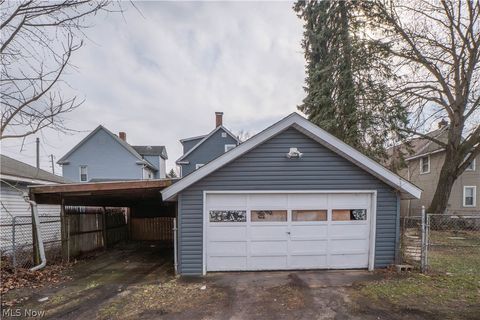 Tiny photo for 557 W Hopocan Avenue, Barberton, OH 44203 (MLS # 5187724)