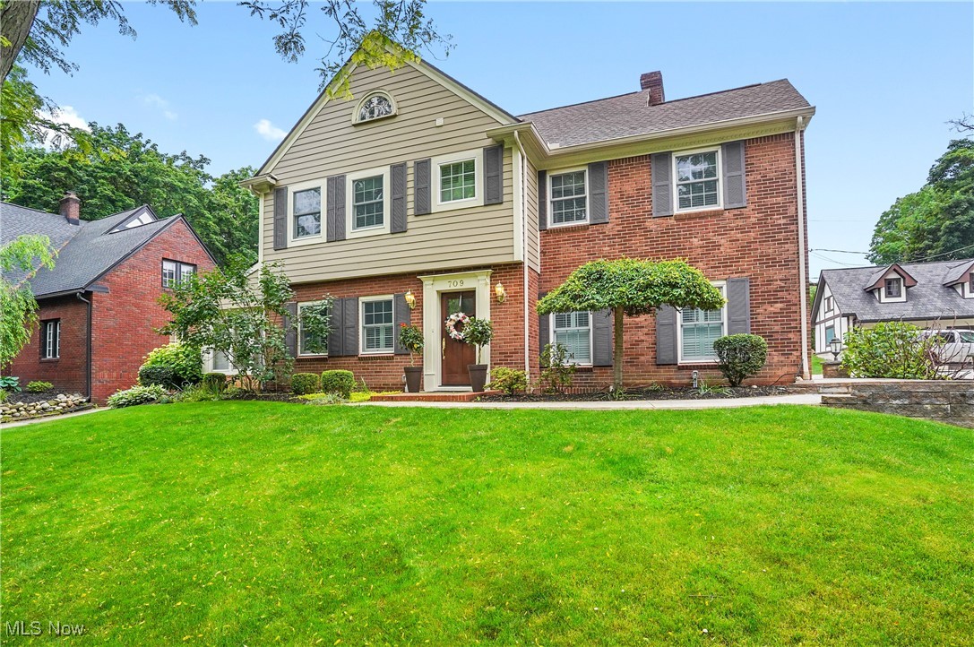709 Palisades Drive, Akron, Ohio image 2