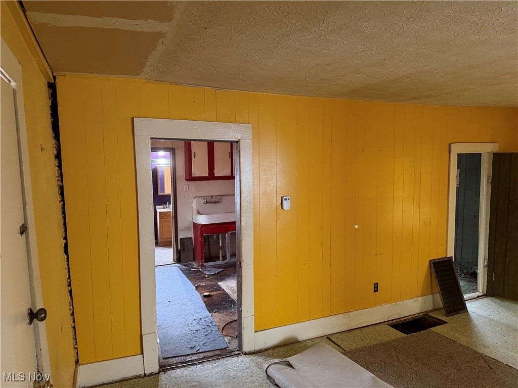 Springfield Lake Heights - Residential