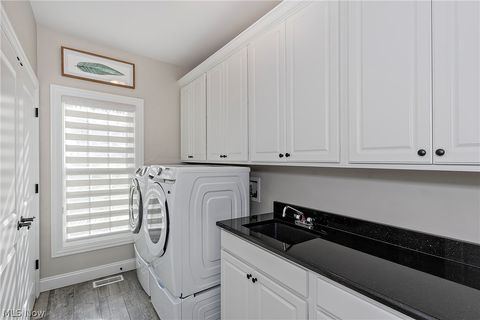 Tiny photo for 7710 Kenneth Drive, Concord Township, OH 44077 (MLS # 5210180)