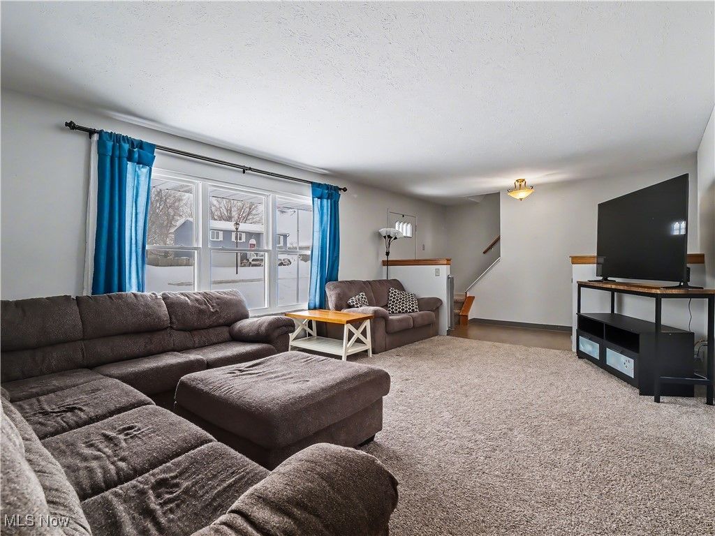 Photo of 10000 Munich Drive, Parma, OH 44130 (MLS # 5181852)