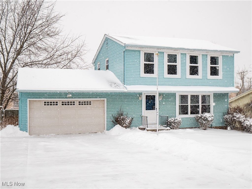 Photo of 10000 Munich Drive, Parma, OH 44130 (MLS # 5181852)