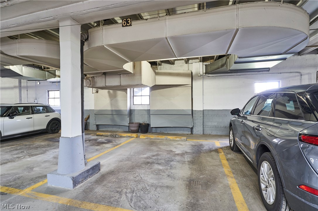 Diplomat Condo - Residential