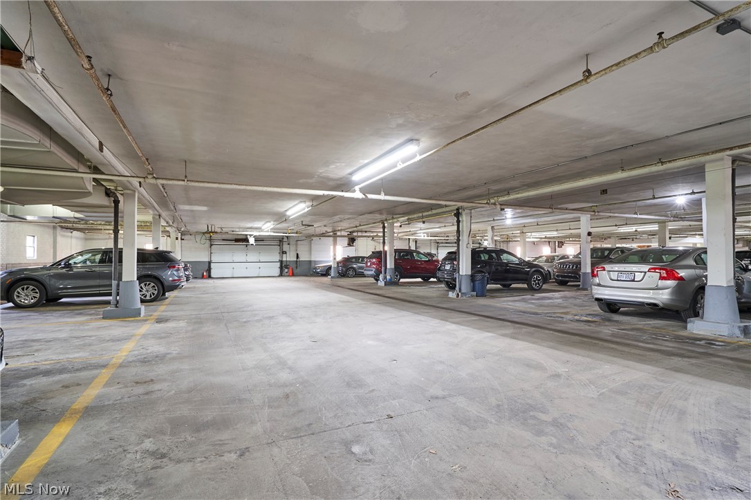 Diplomat Condo - Residential