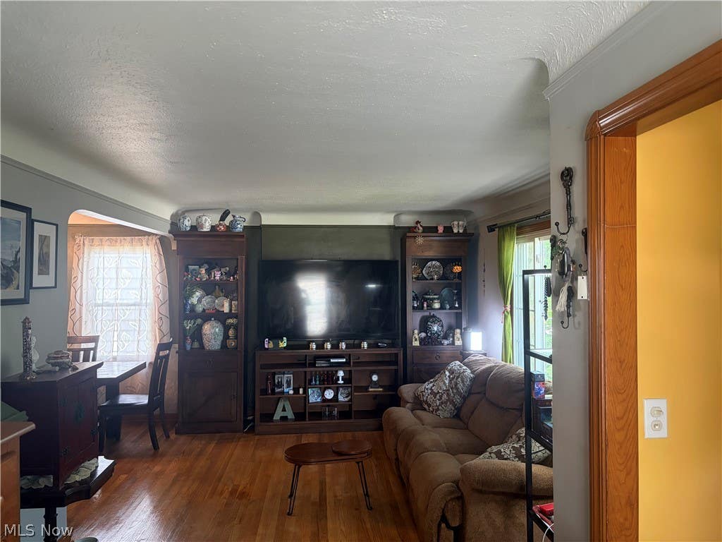 Photo of 1604 Maplegrove Road, South Euclid, OH 44121 (MLS # 5217184)