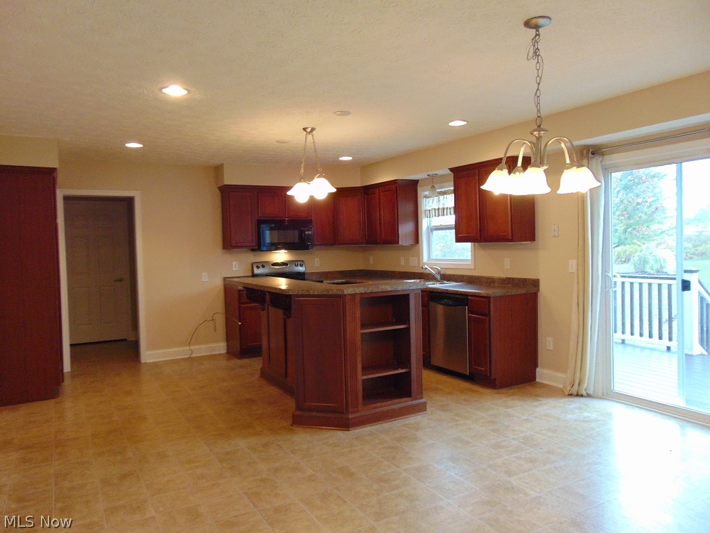 Summerset Woods - Residential