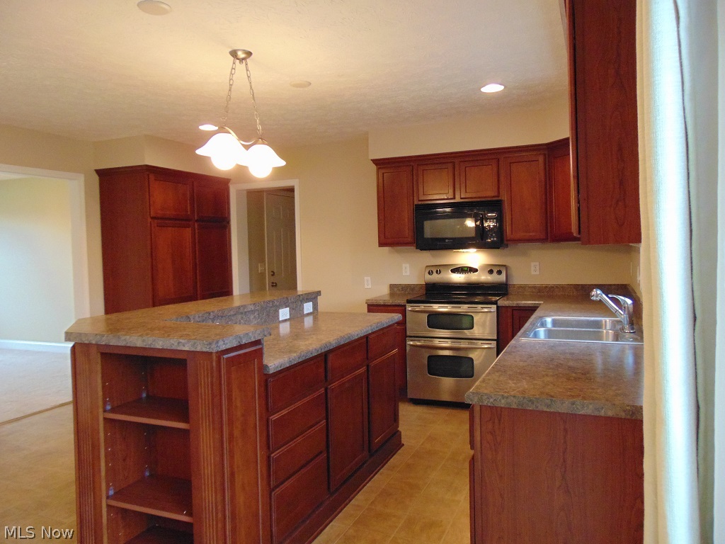 Summerset Woods - Residential