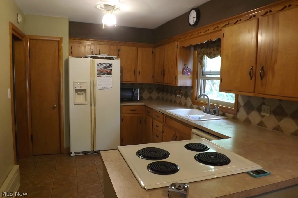 Circle Drive - Residential