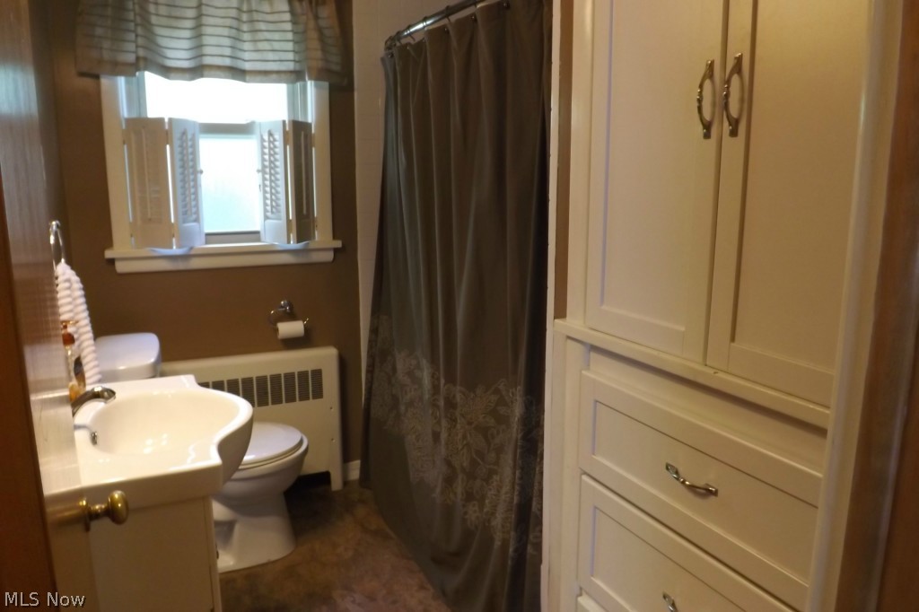 Circle Drive - Residential