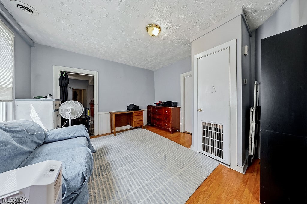 1926 W 57th Street