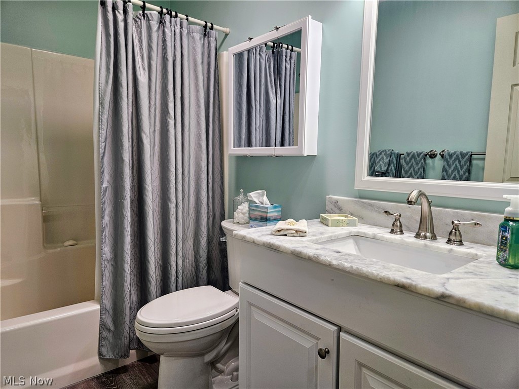 Chesapeake Cove Condo - Residential