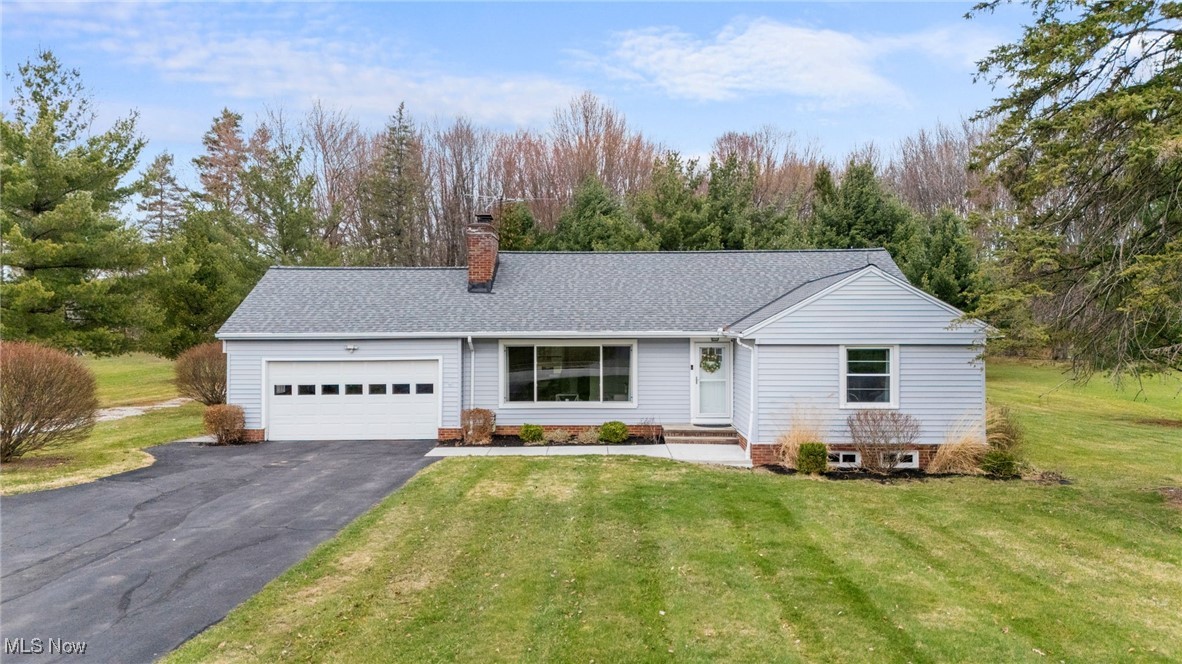 35085 Bainbridge Road, Solon, Ohio image 1