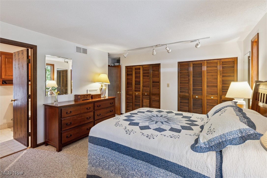 Henrietta 12 - Residential