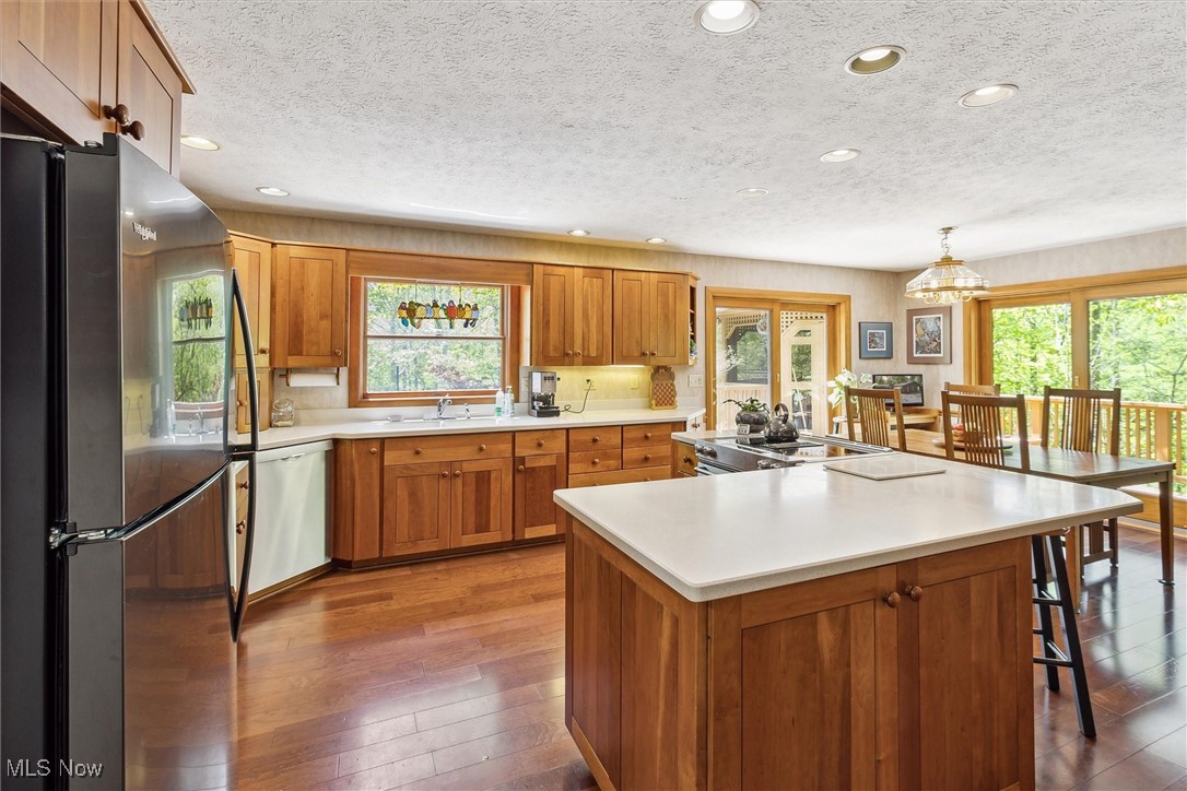 Henrietta 12 - Residential