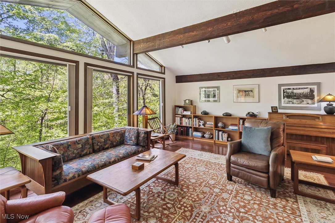 Henrietta 12 - Residential