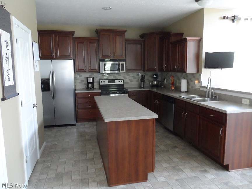 Bayberry Estate - Residential