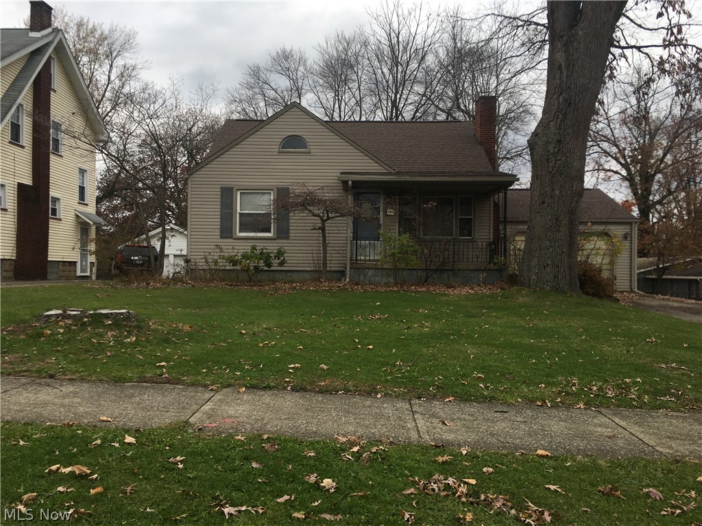 Looking for and investment or first time home ? Needs some updates and lots of TLC. New roof and furnace with central air.Motivated seller
