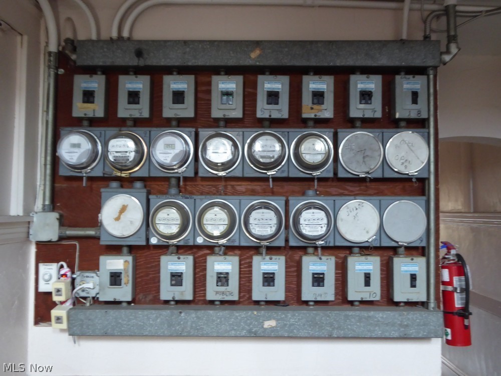 St Clair Superior - Commercial Sale